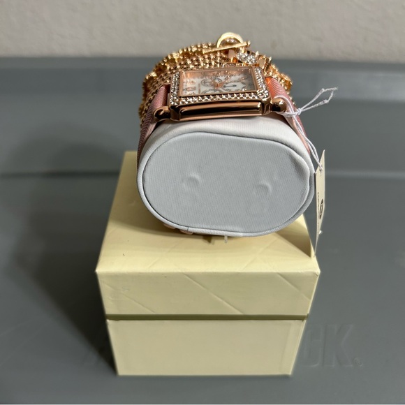 Brand New Women’s Watch & Bracelets